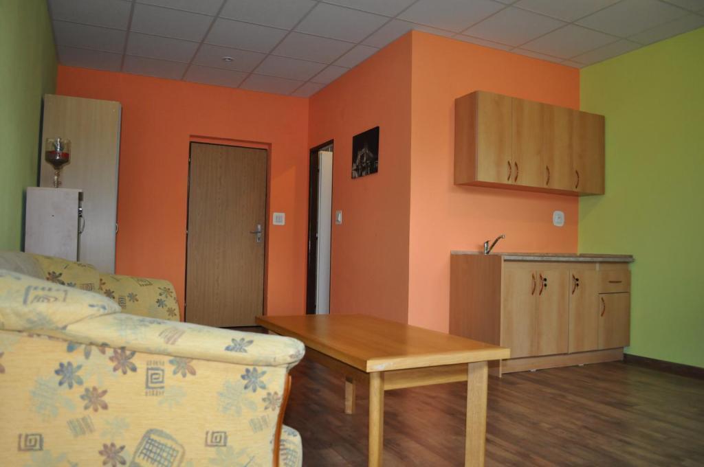 Sport Hotel Ostrov Trencin Exterior foto